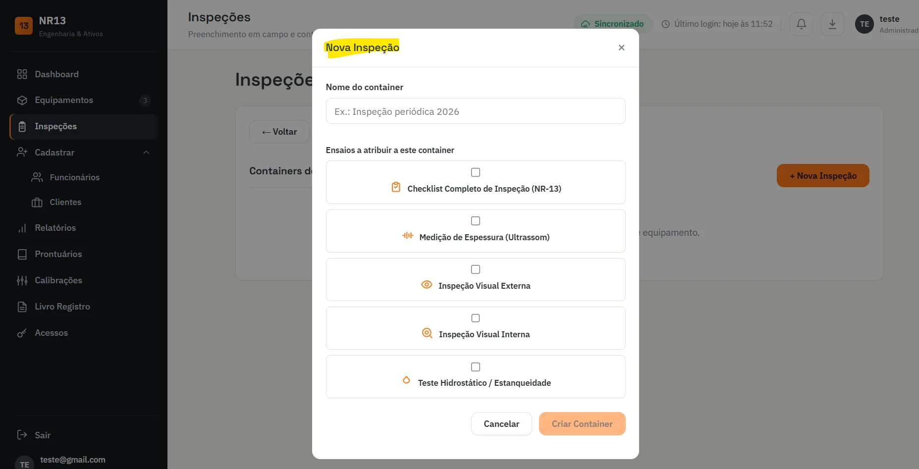 Tela de inspeção do Sistema NR13 com checklist de exame externo e interno de vaso de pressão preenchido em campo